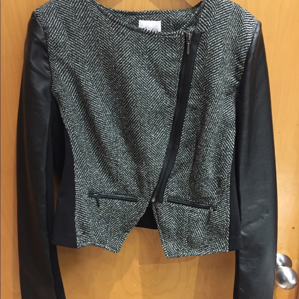 Women’s Fashion Jacket